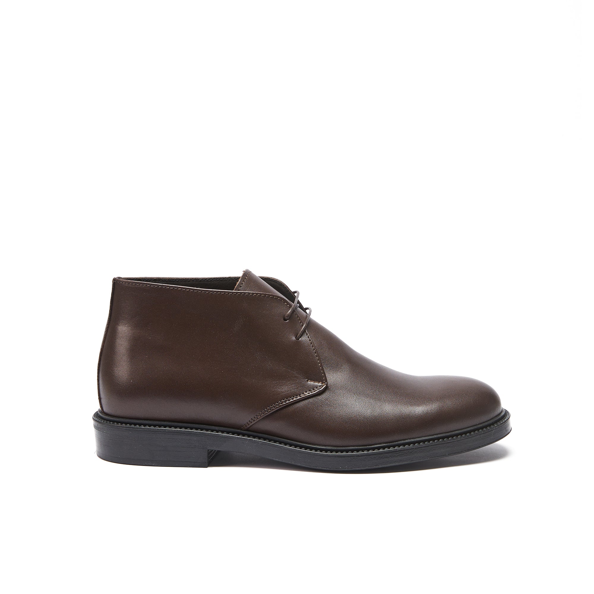 Chukka boot dark brown