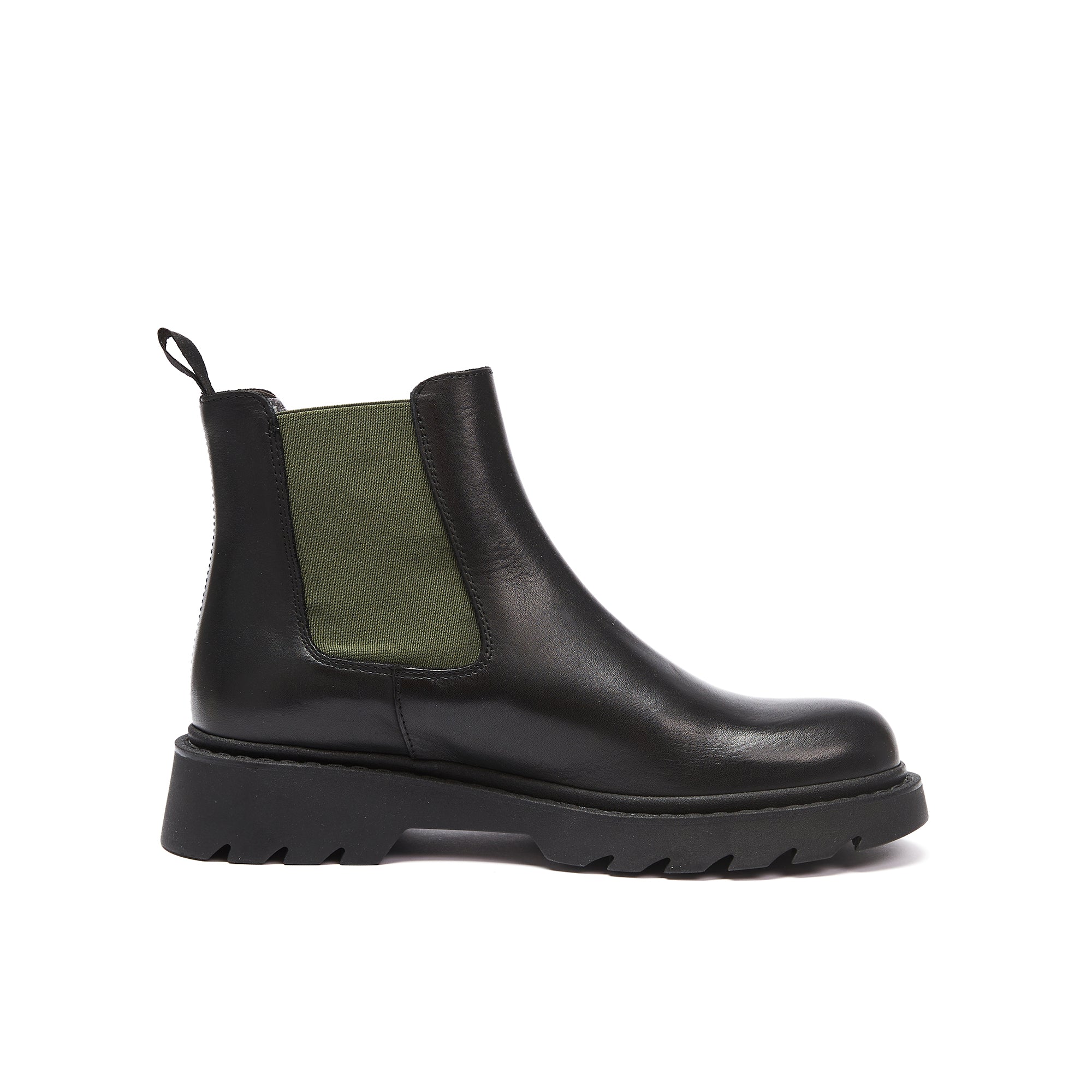 Chelsea boot black