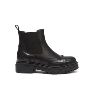 Wing cap chelsea boot black