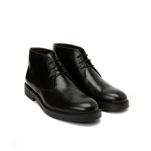 Plain chukka boot black