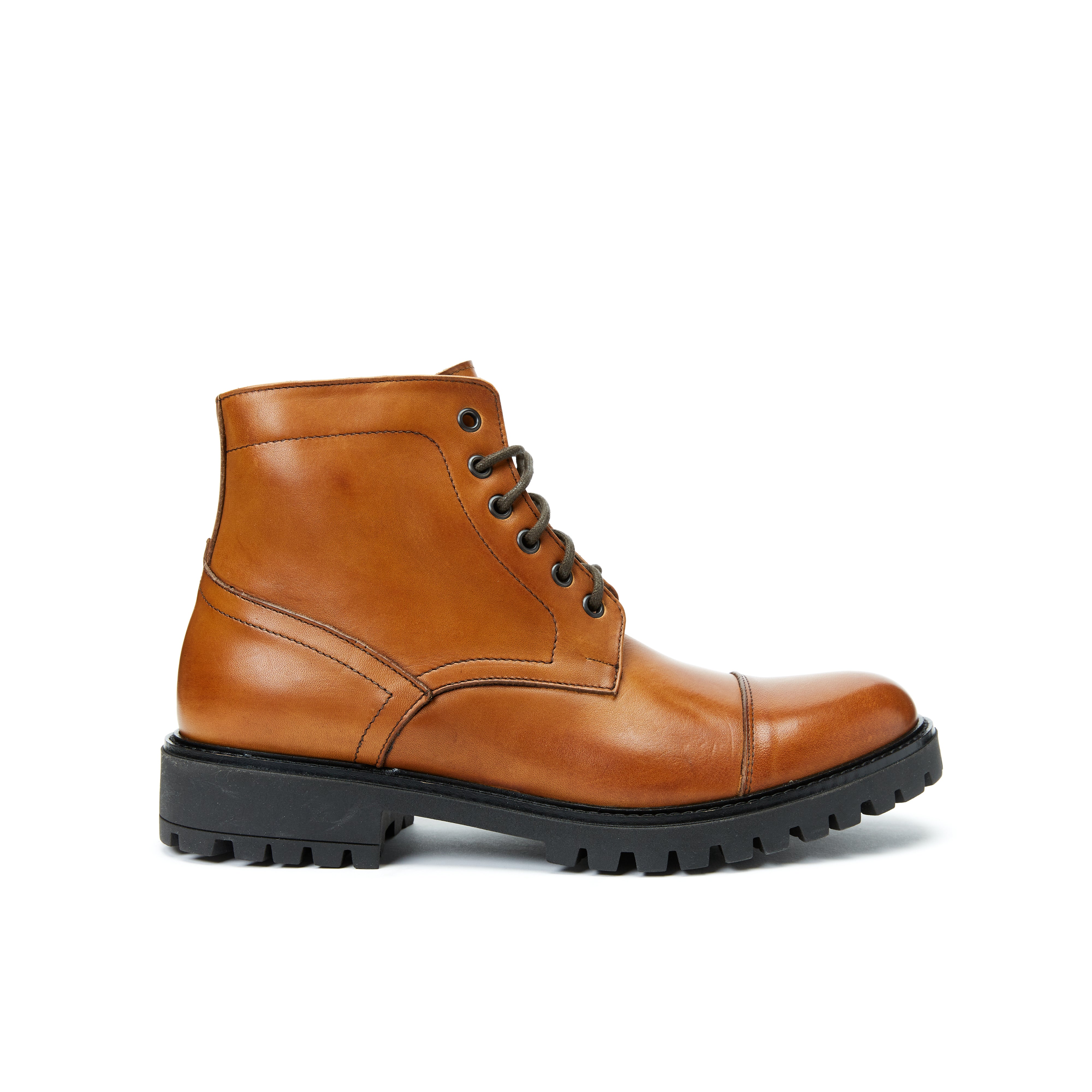 Toe cap ankle boot cognac brown