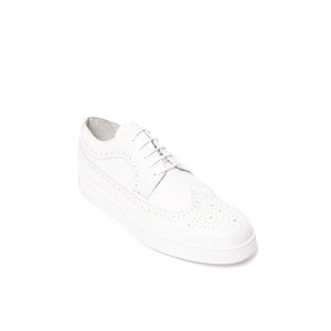 Wing cap sneaker white