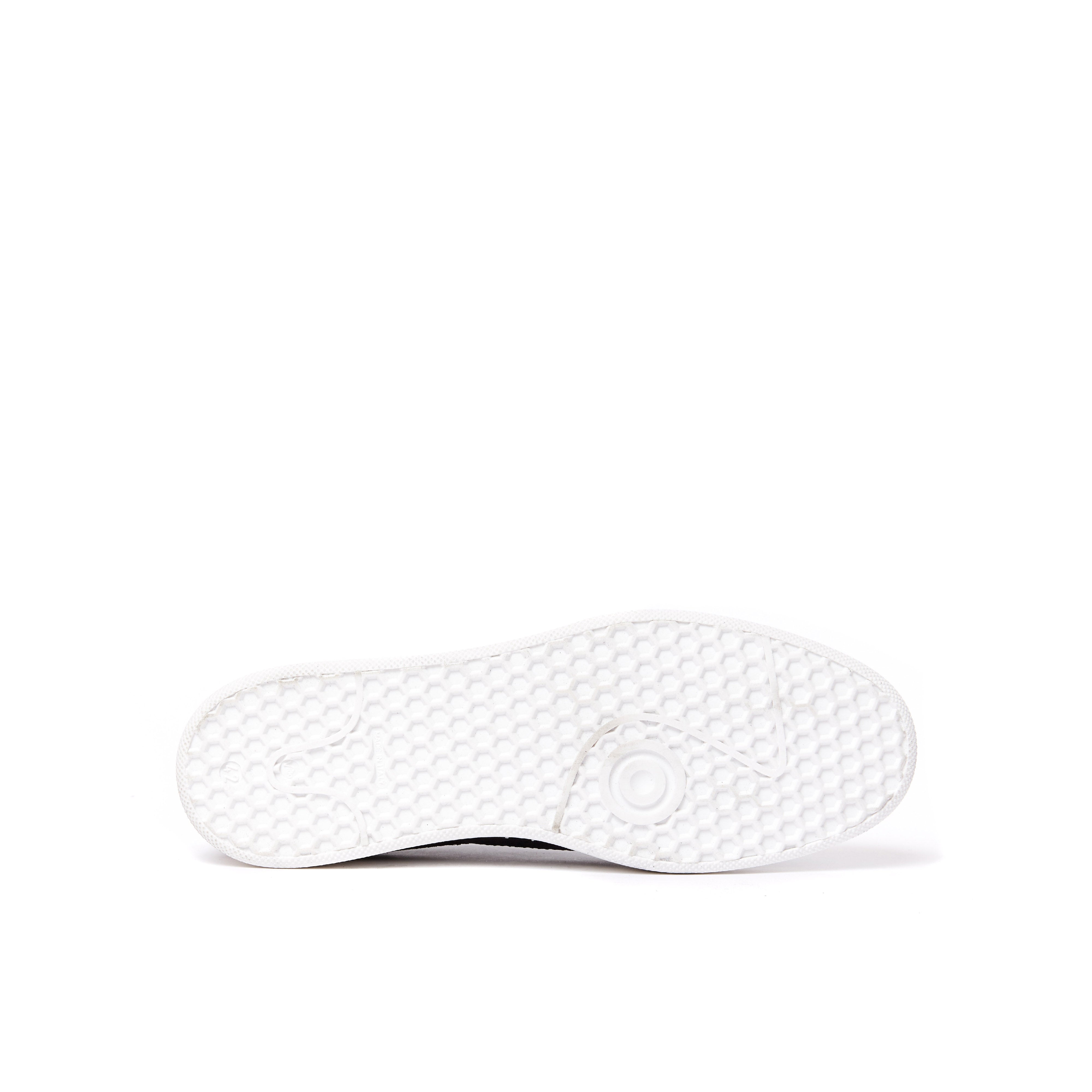 Wing cap sneaker white