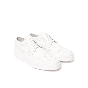 Wing cap sneaker white