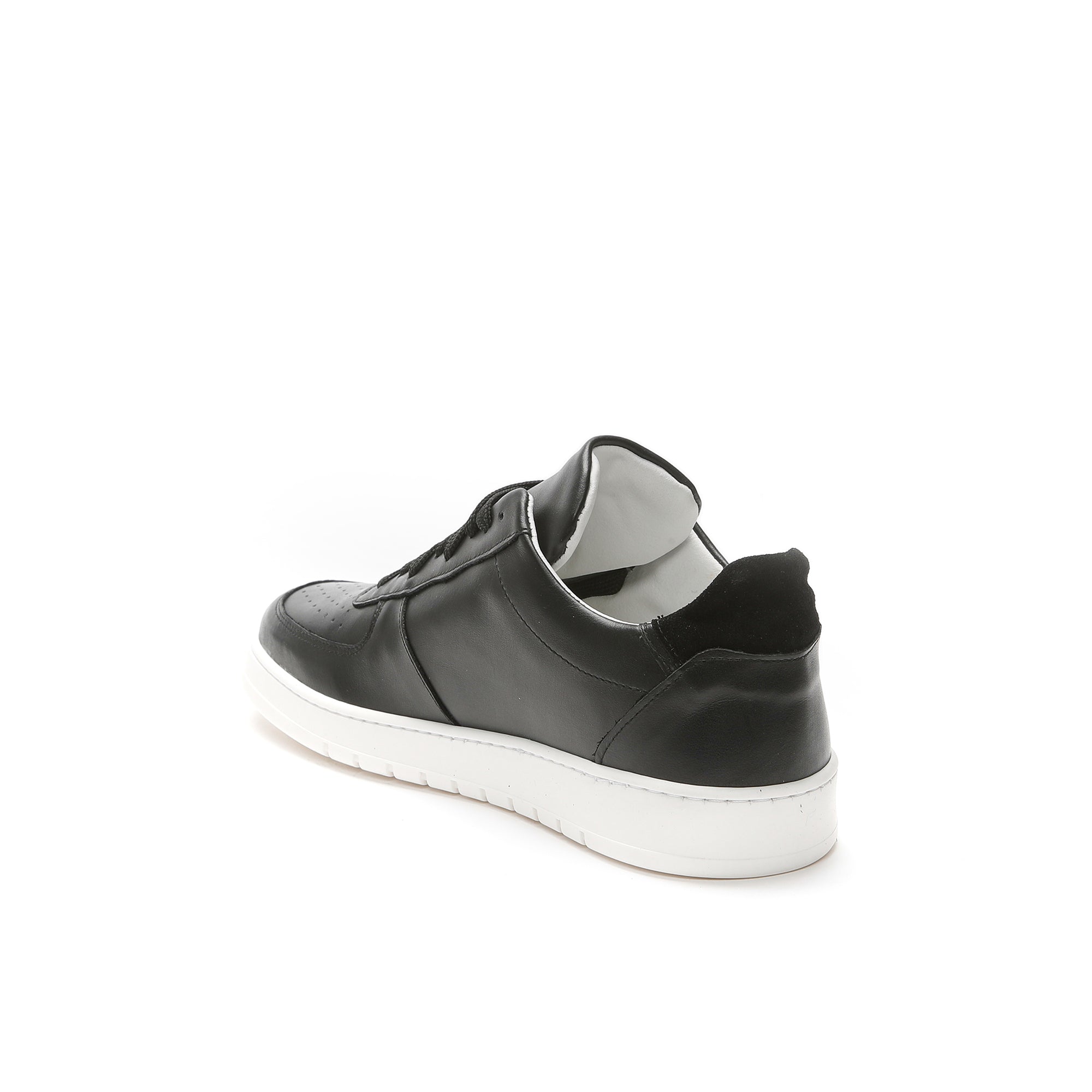 Sneaker black