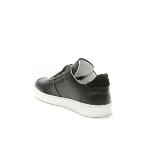 Sneaker black