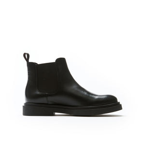 Plain chelsea boot black