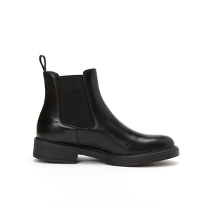 Plain chelsea boot black