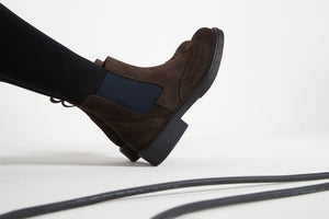 Wing cap chelsea boot dark brown