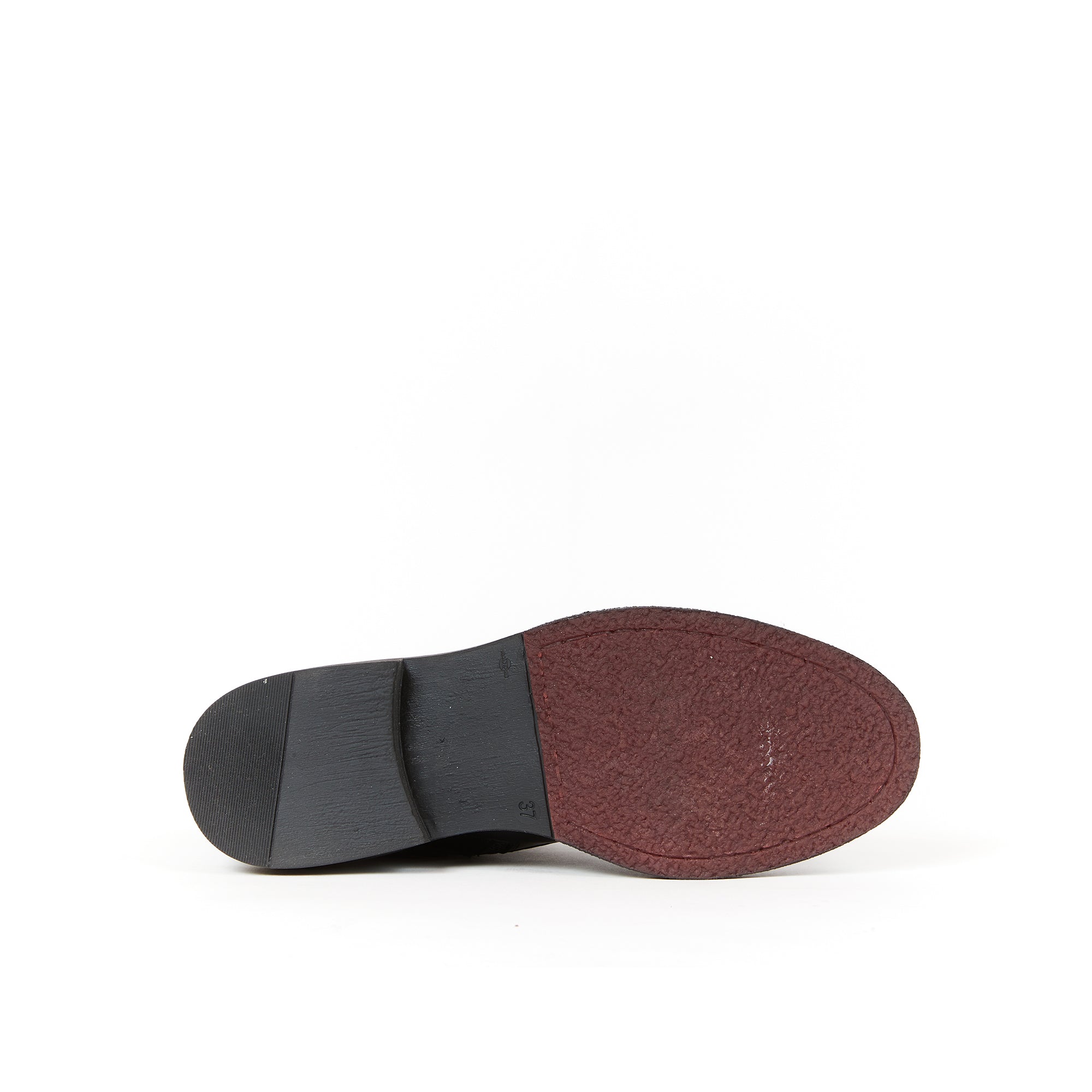 Toe cap laced boot black