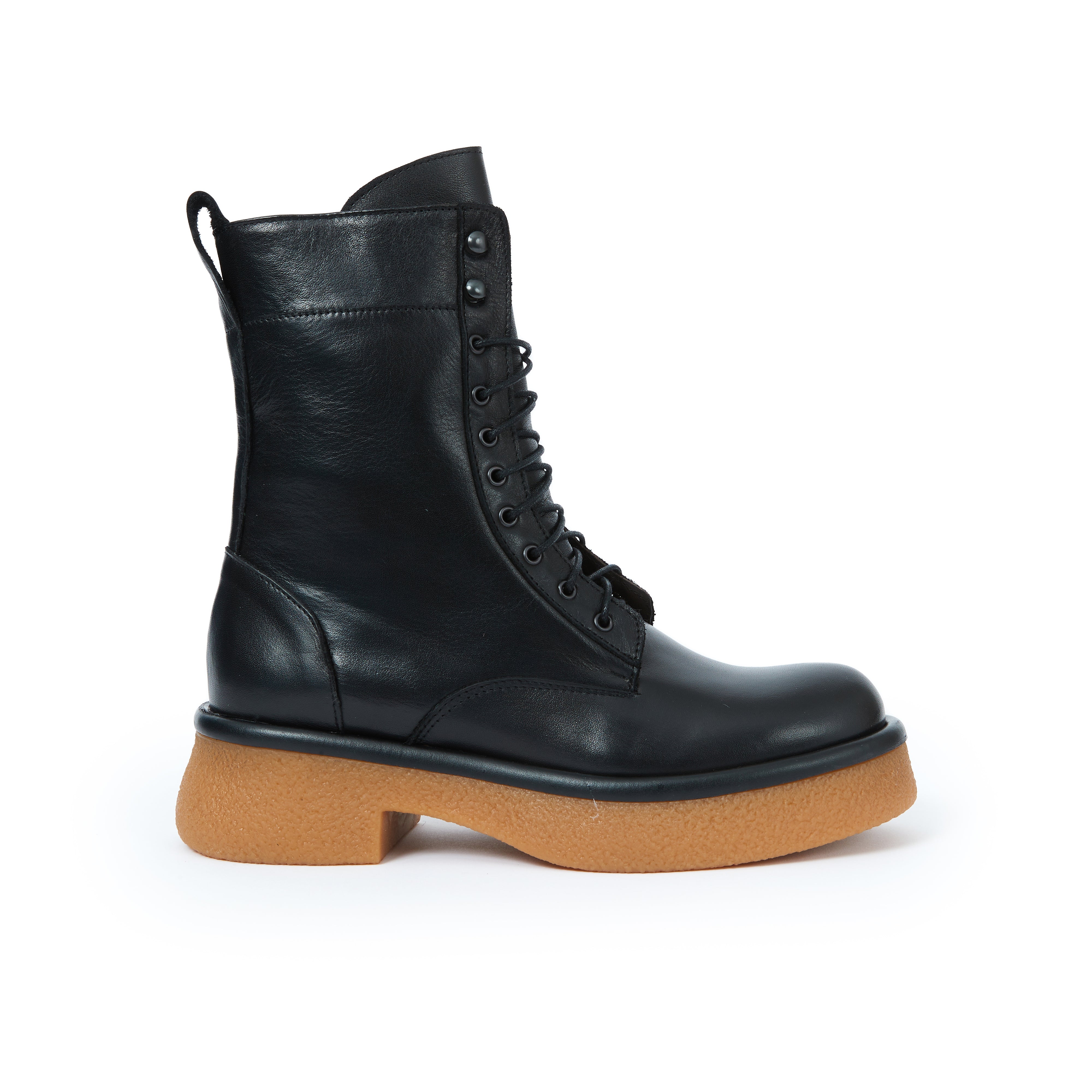 Lace-Up boot black