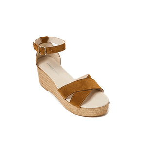 Sandal tannin brown